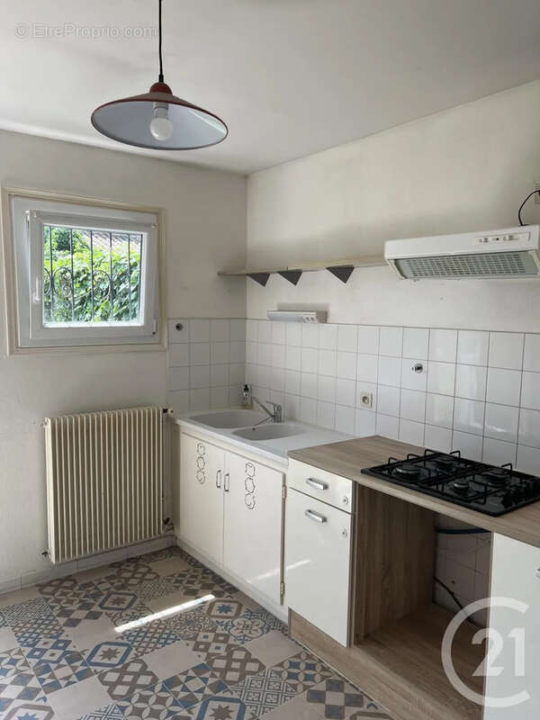 Maison 74 m² à Angouleme  - photo 5