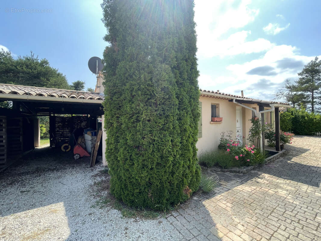 Maison à SERANON