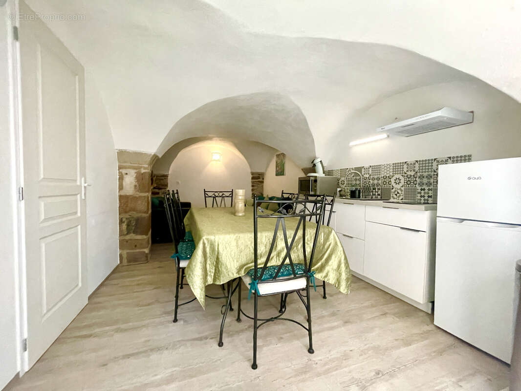 Maison à SAINT-FELIX-DE-LODEZ