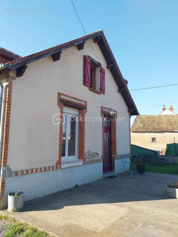 Maison à TIGY