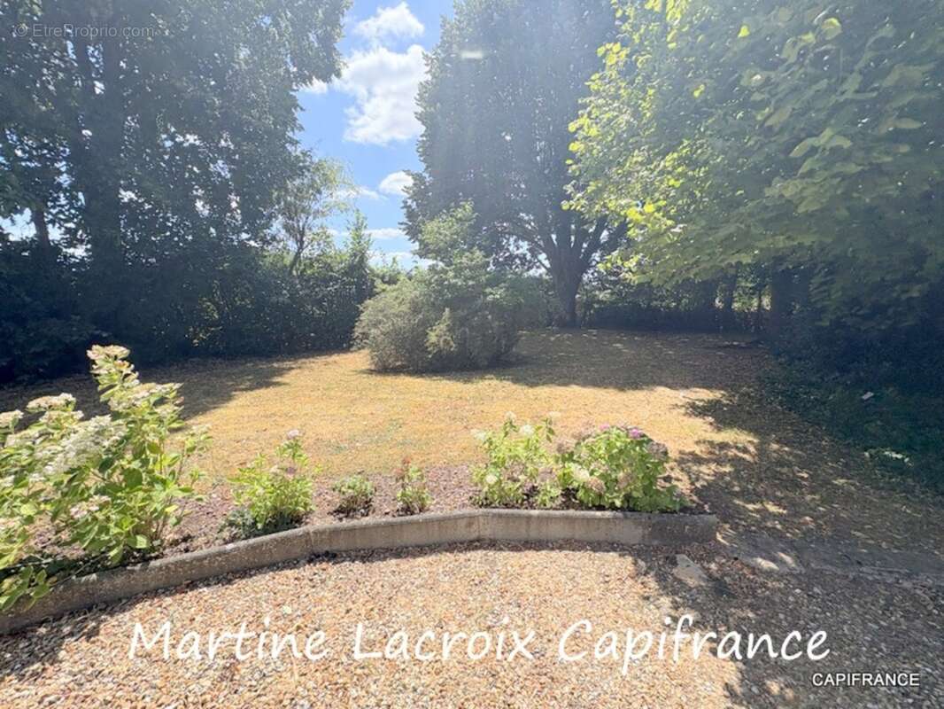 Dpt SARTHE (72), à vendre LA FERTE-BERNARD - PROPRIÉTÉ  P6 de 170 m² - Terrain de 4547 M² - photo 21