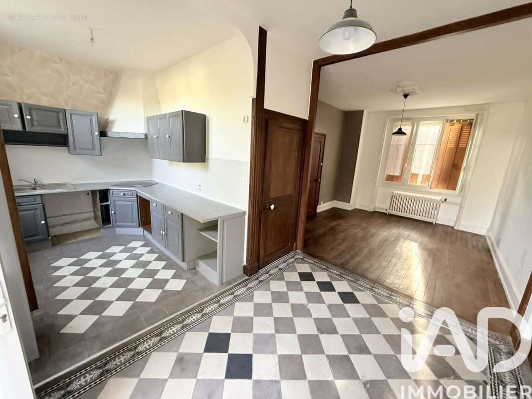 Photo 7 - Maison à SAINT-AMAND-MONTROND