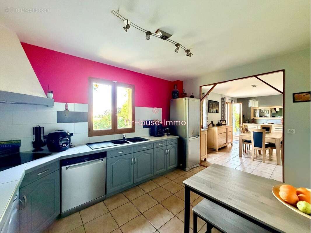 Maison à LUMIGNY-NESLES-ORMEAUX