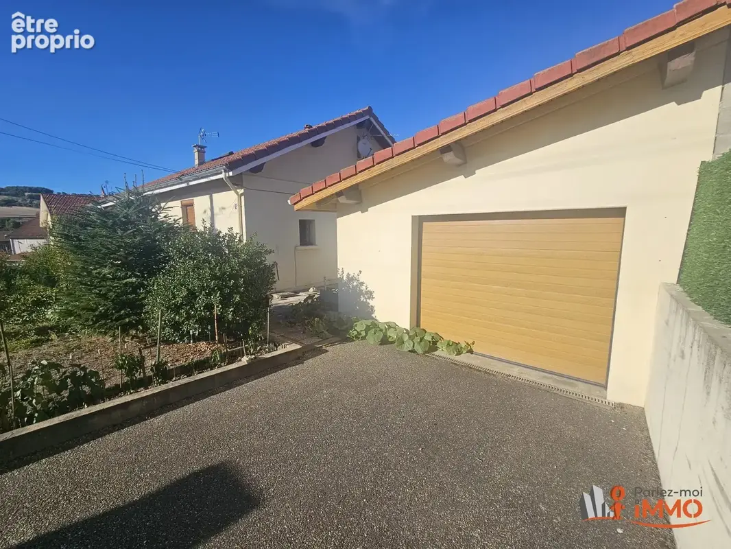 Maison 2 pièces 48 m² à vendre à Le Chambon-Feugerolles (42500) - photo 2