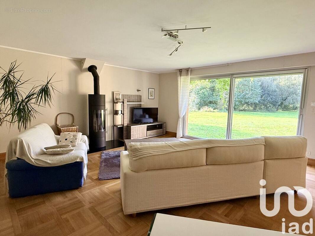 Photo 1 - Maison à HANVEC