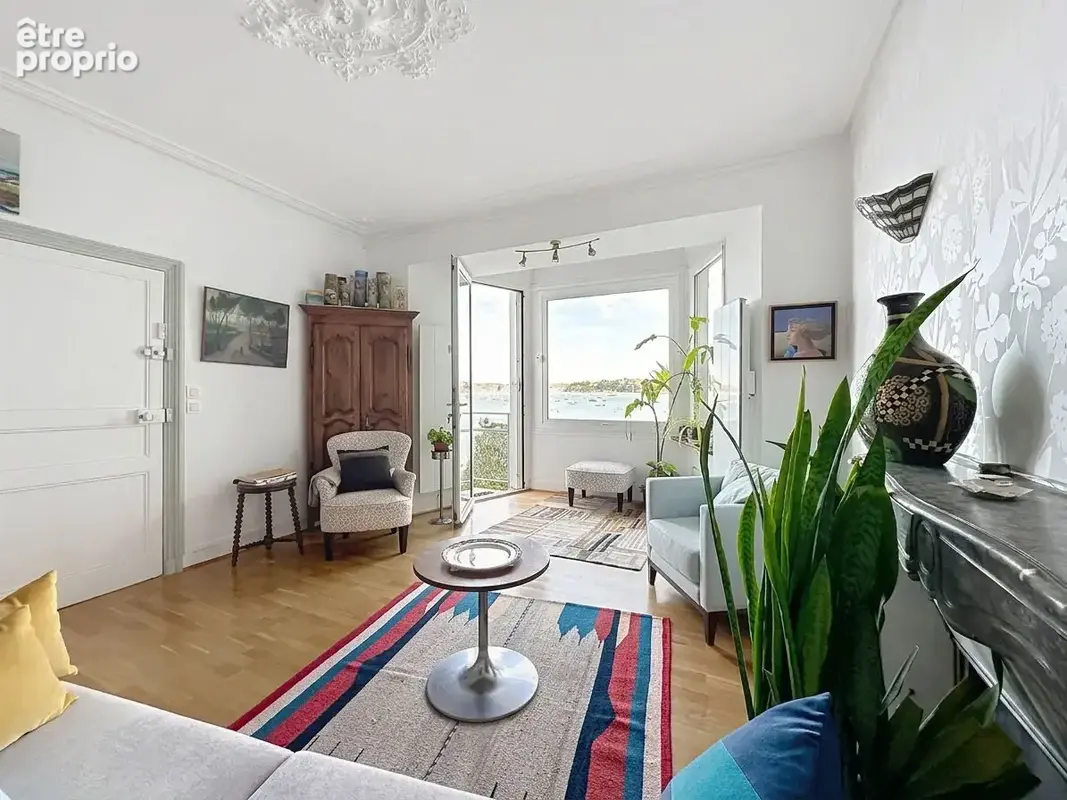Appartement type 3 - 75,84 m²  - deux balcons - vue mer exceptionnelle - photo 3