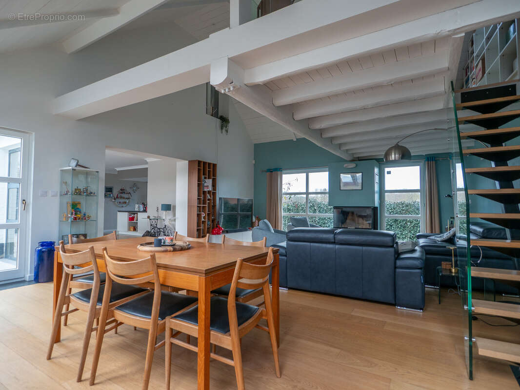 Maison à SAINT-AMAND-LES-EAUX