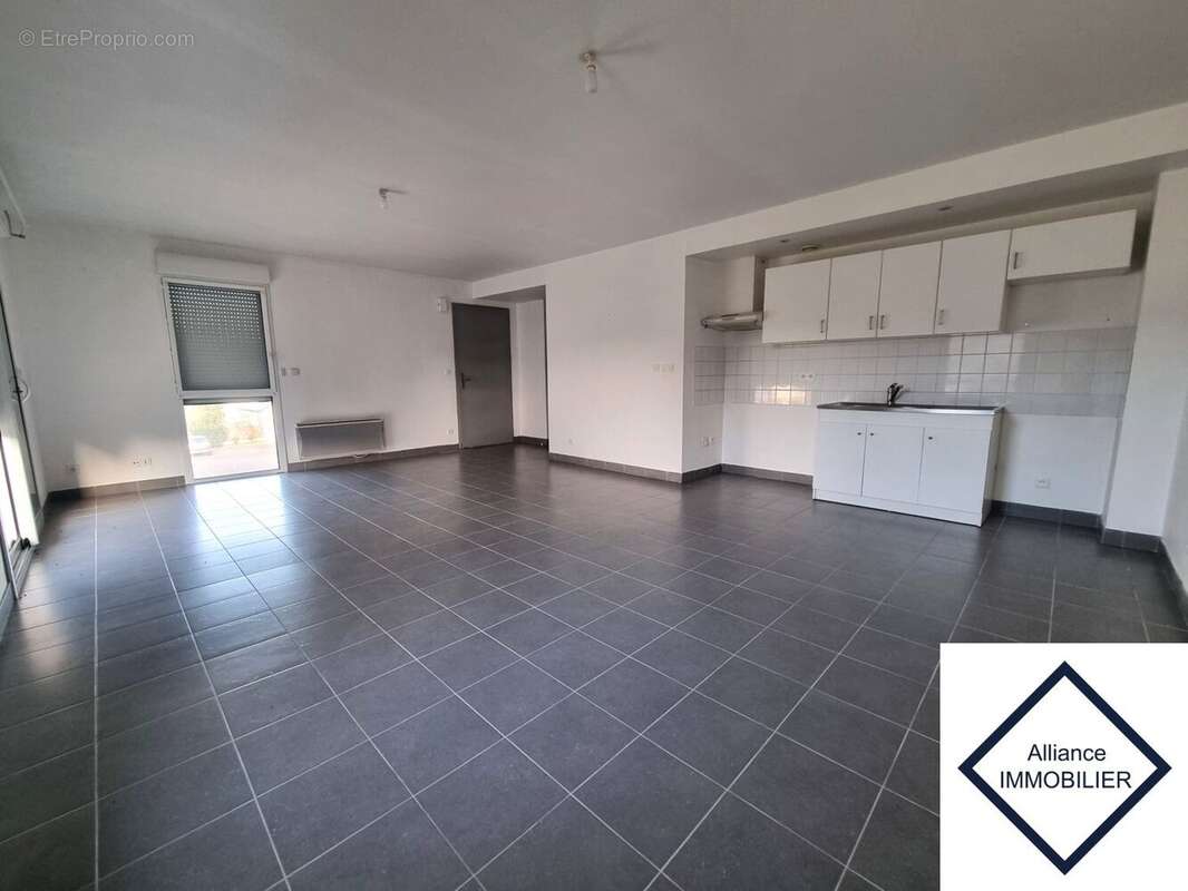 Appartement à MONTAUBAN-DE-BRETAGNE