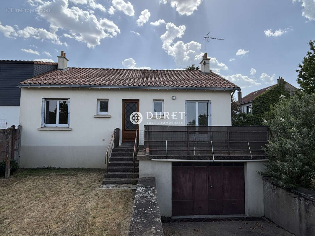 Maison 78 m² à Cugand  - photo 3