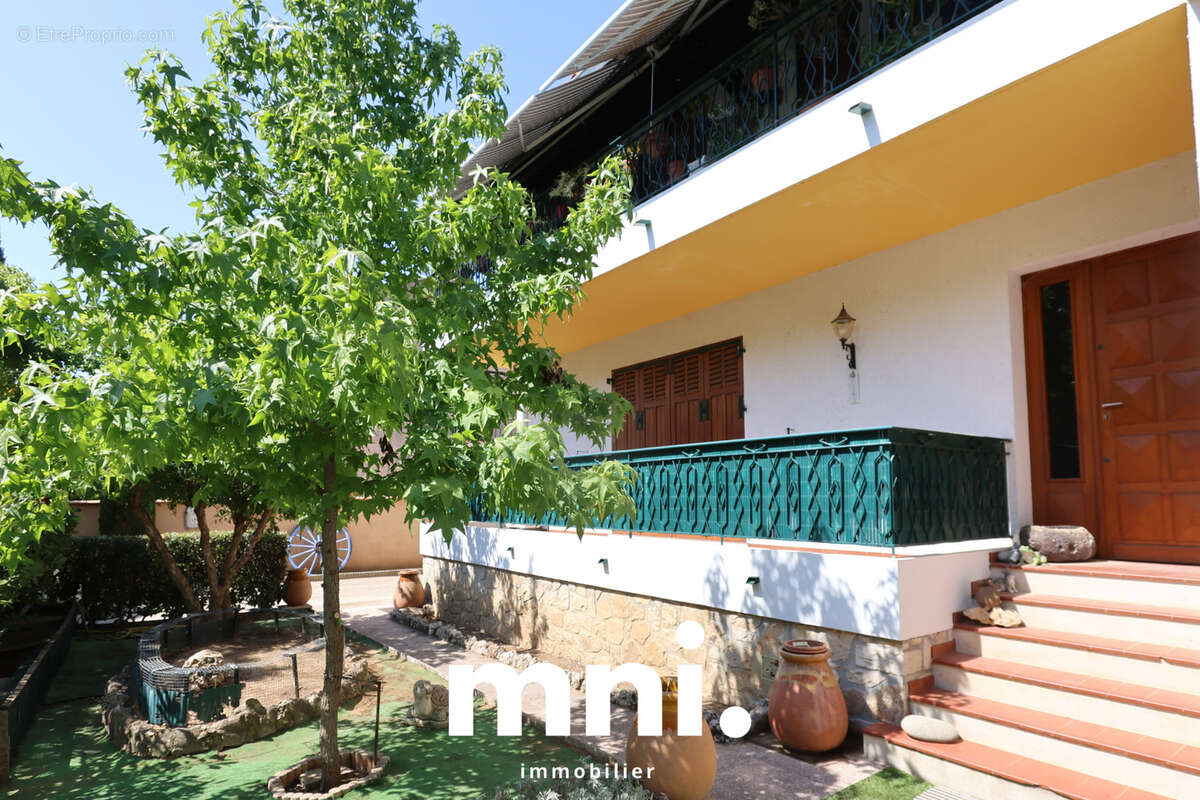 Appartement à SANARY-SUR-MER