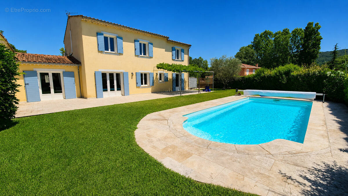 Maison à VAISON-LA-ROMAINE