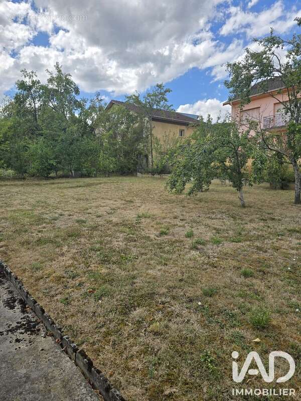 Terrain 340 m² à Neuves-Maisons  - photo 6