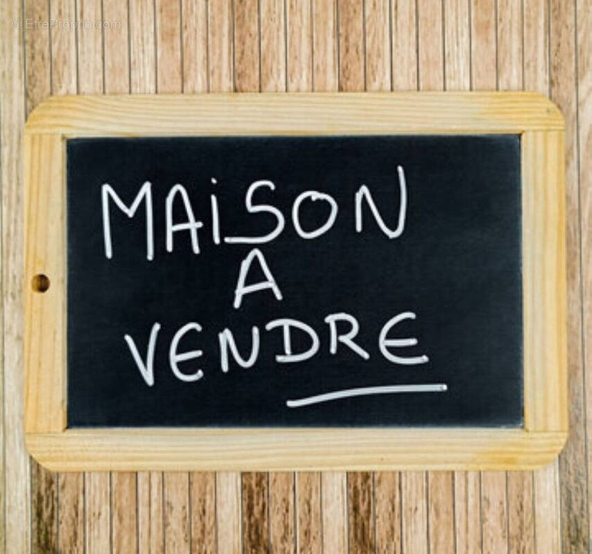 Maison à PONT-L'EVEQUE