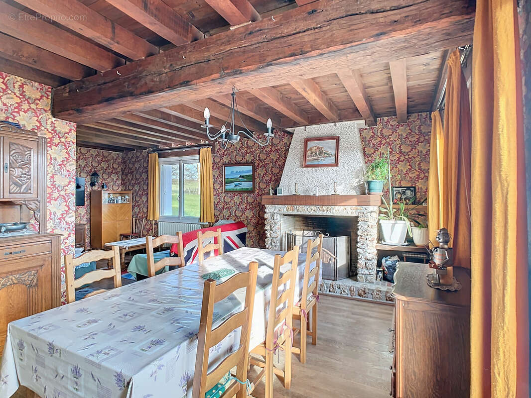 Maison à MONTMIRAIL