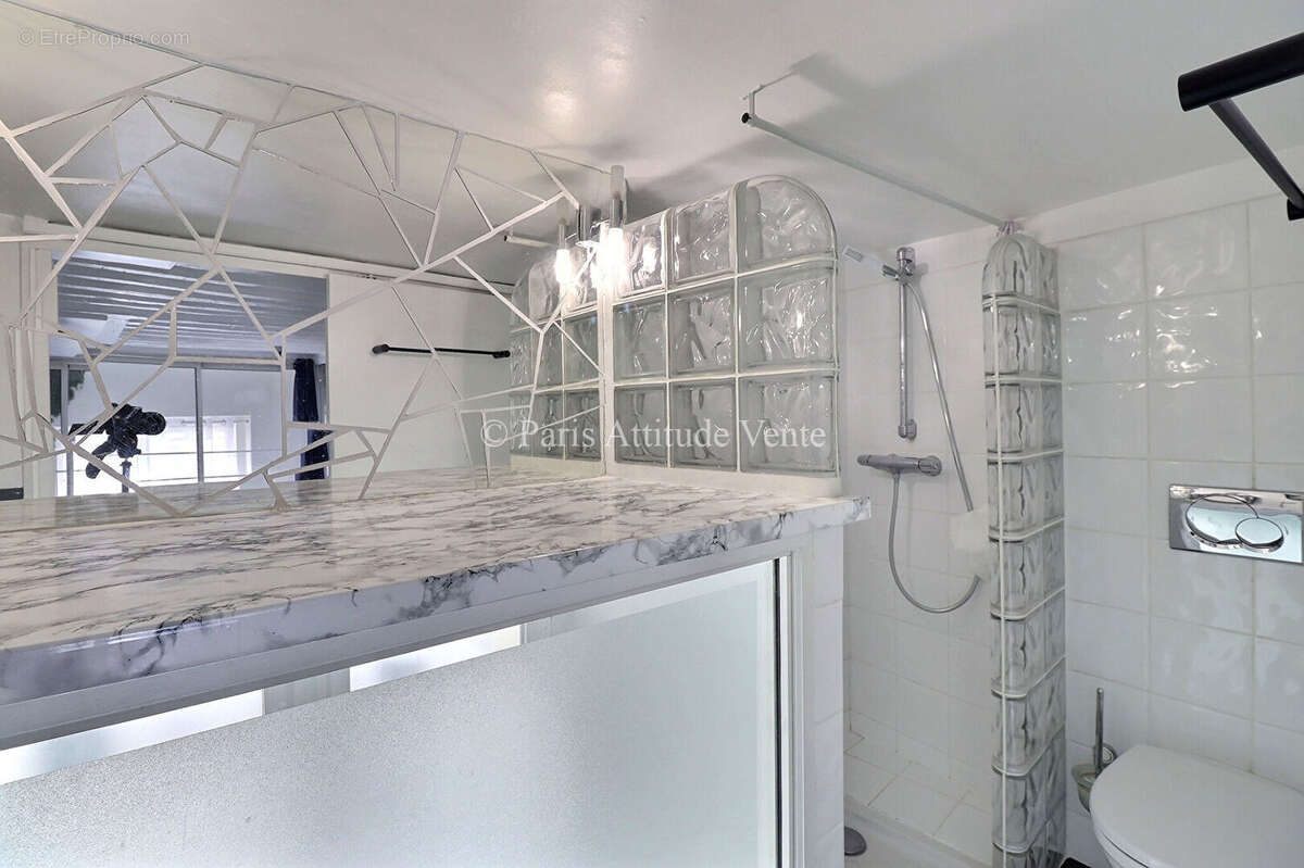 Appartement à PARIS-2E