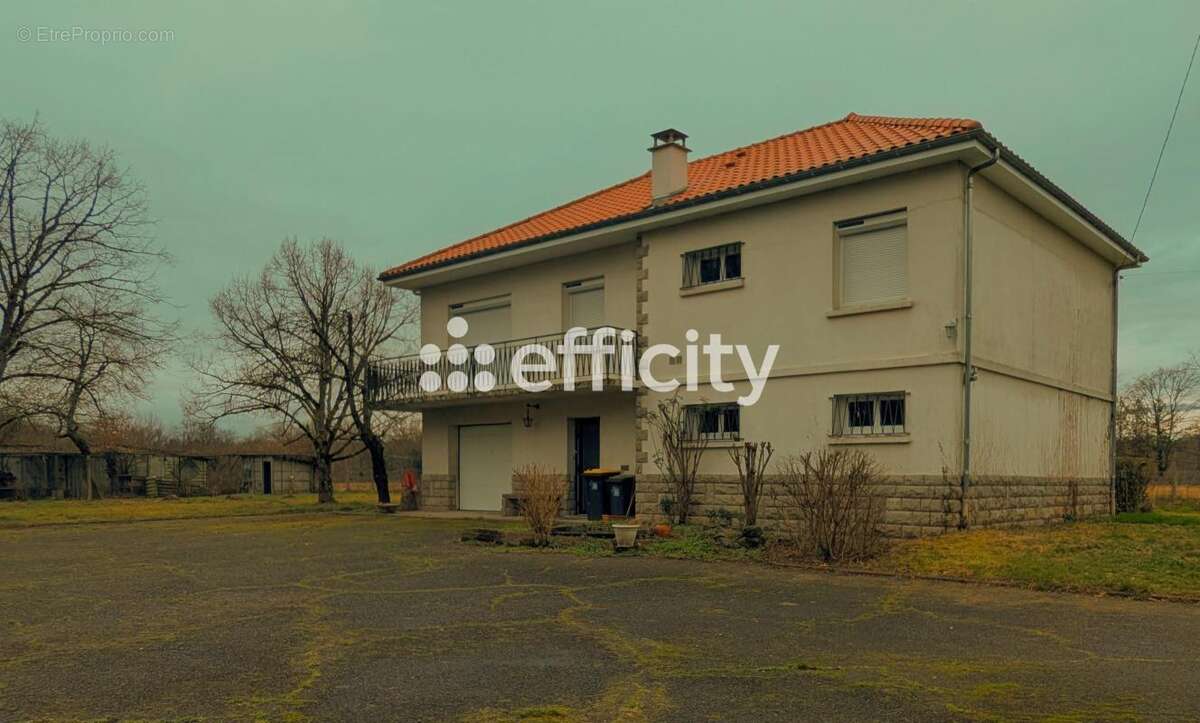 Maison à PESCHADOIRES