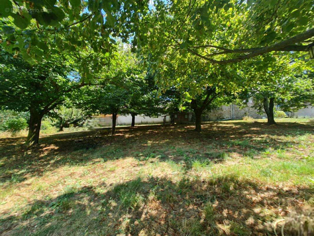 Maison à LES SALLES-DU-GARDON