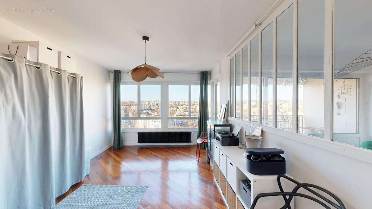 Parc Micaud : en étage élevé appartement T3 avec terrasse - photo 4