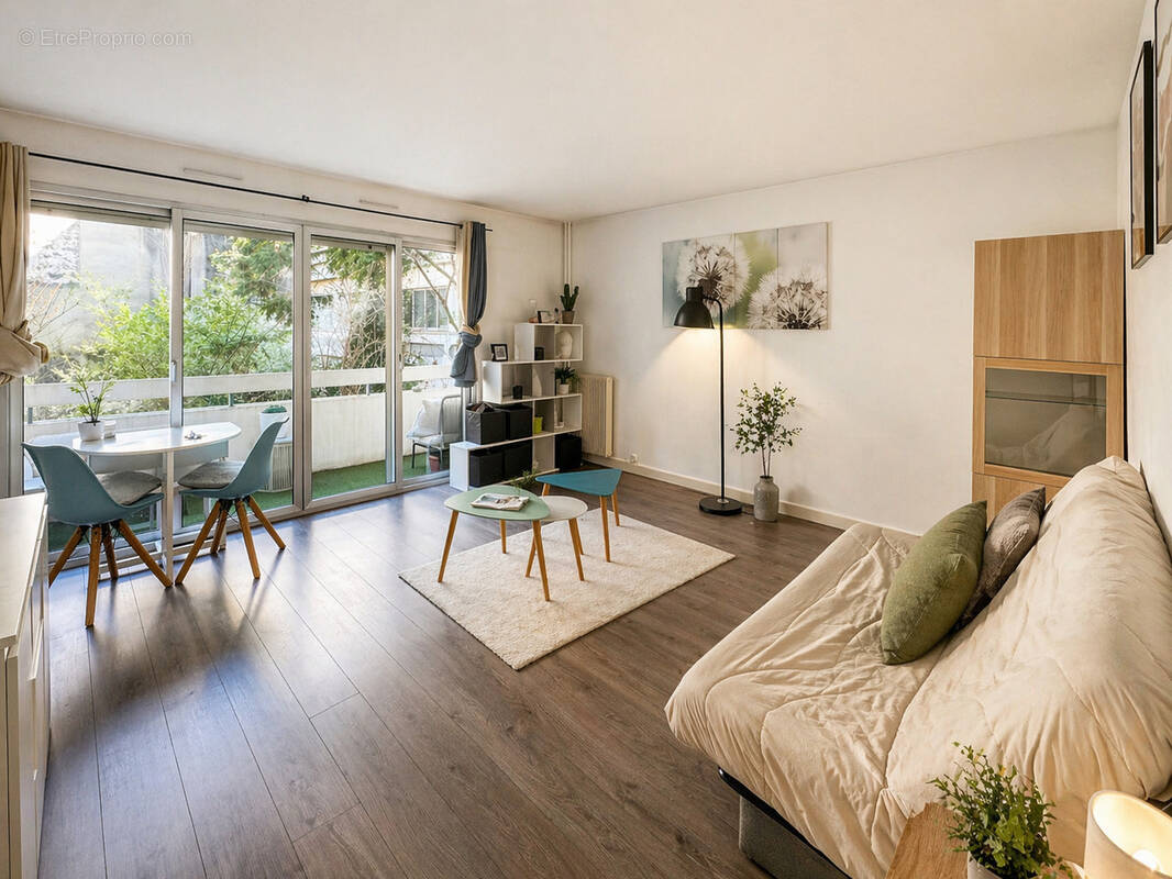 Appartement à PARIS-15E