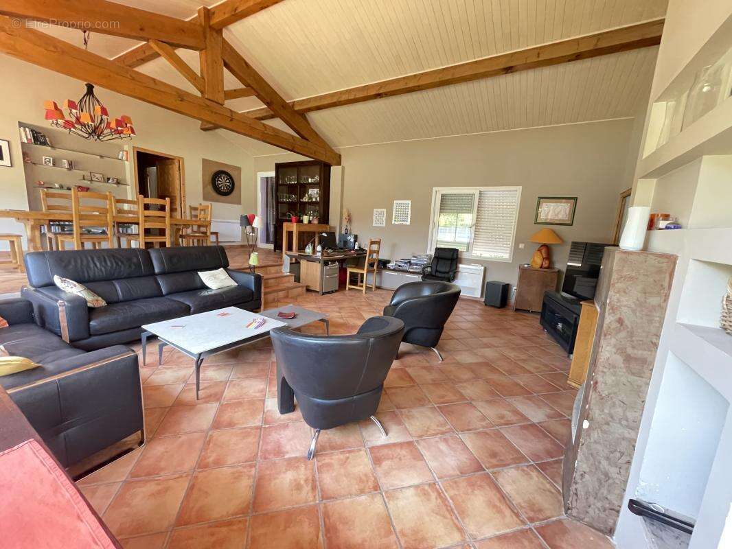 Villa 4 faces, 5 chambres - photo 9