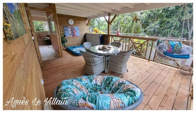 Maison à SAINTE-ROSE