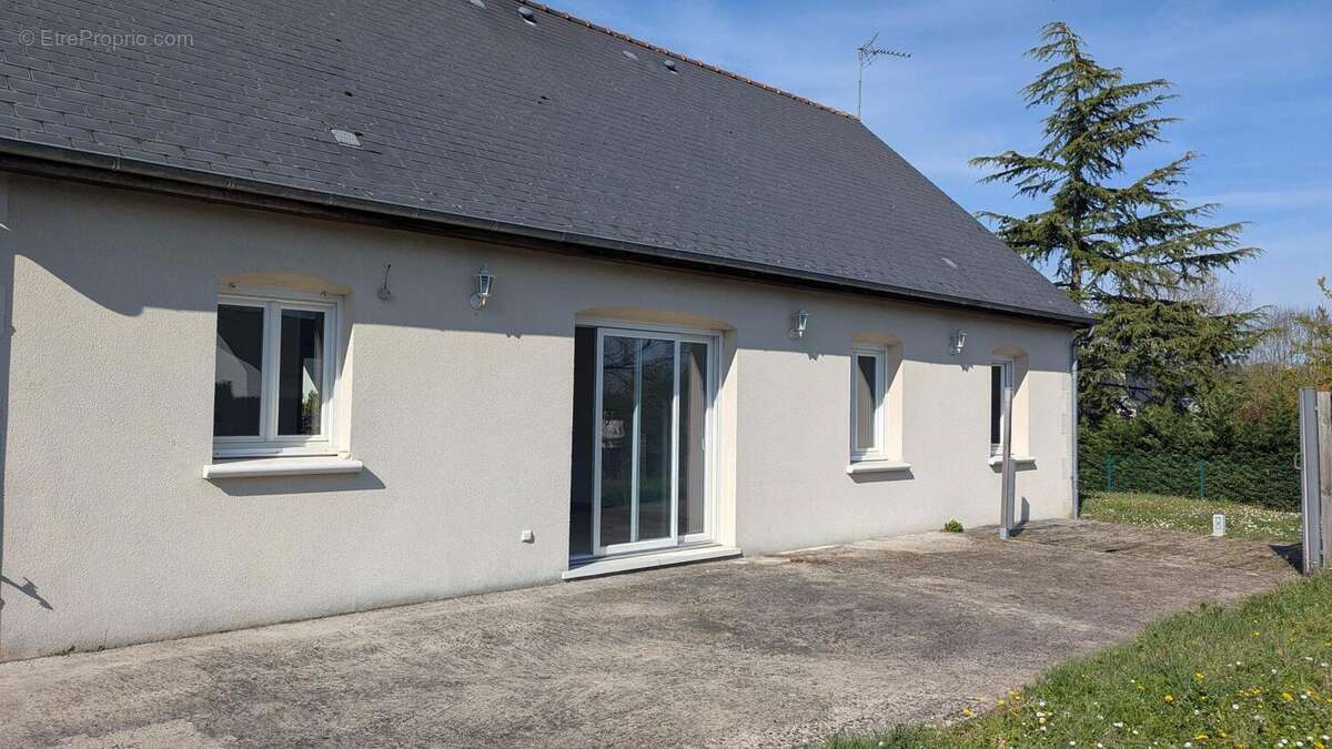 Photo 2 - Maison à CINQ-MARS-LA-PILE