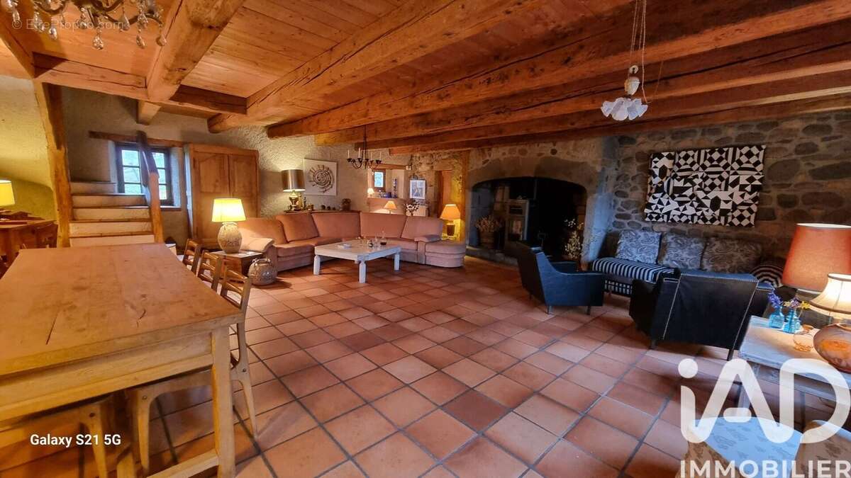 Photo 3 - Maison à SAINT-SAUVES-D'AUVERGNE