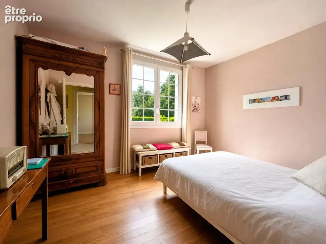 Maison de 6 pièces de 125 m² à Cholet - photo 12