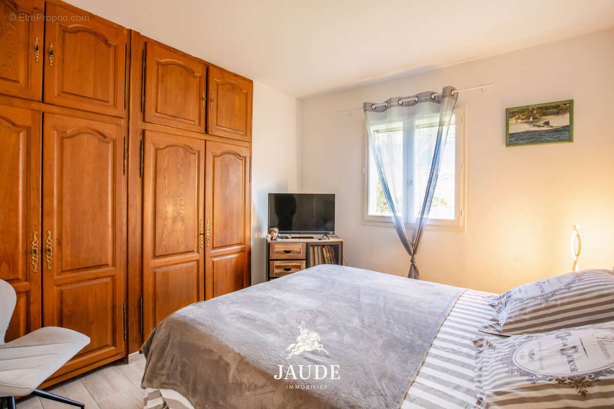 Maison à PLAN-DE-LA-TOUR