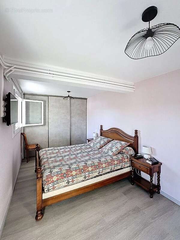 Maison à PARENTIS-EN-BORN