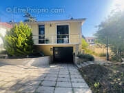 Maison à SARTROUVILLE