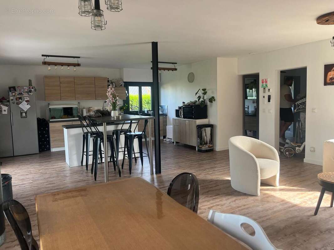 Photo 5 - Maison à AIX-NOULETTE