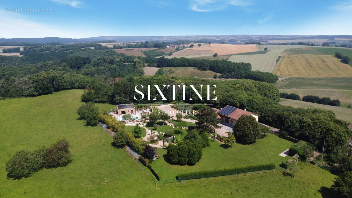 Maison à BOURGOIN-JALLIEU