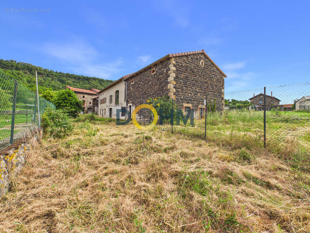 Maison à POLIGNAC