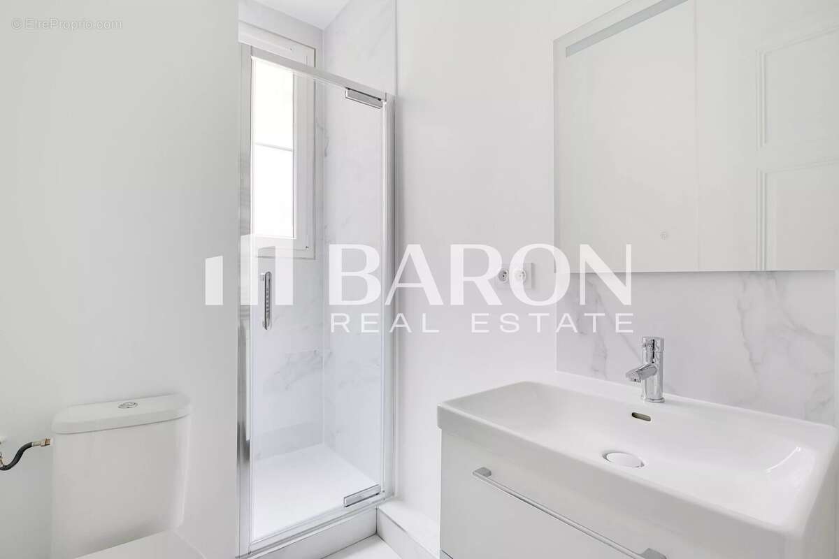 Appartement à PARIS-18E