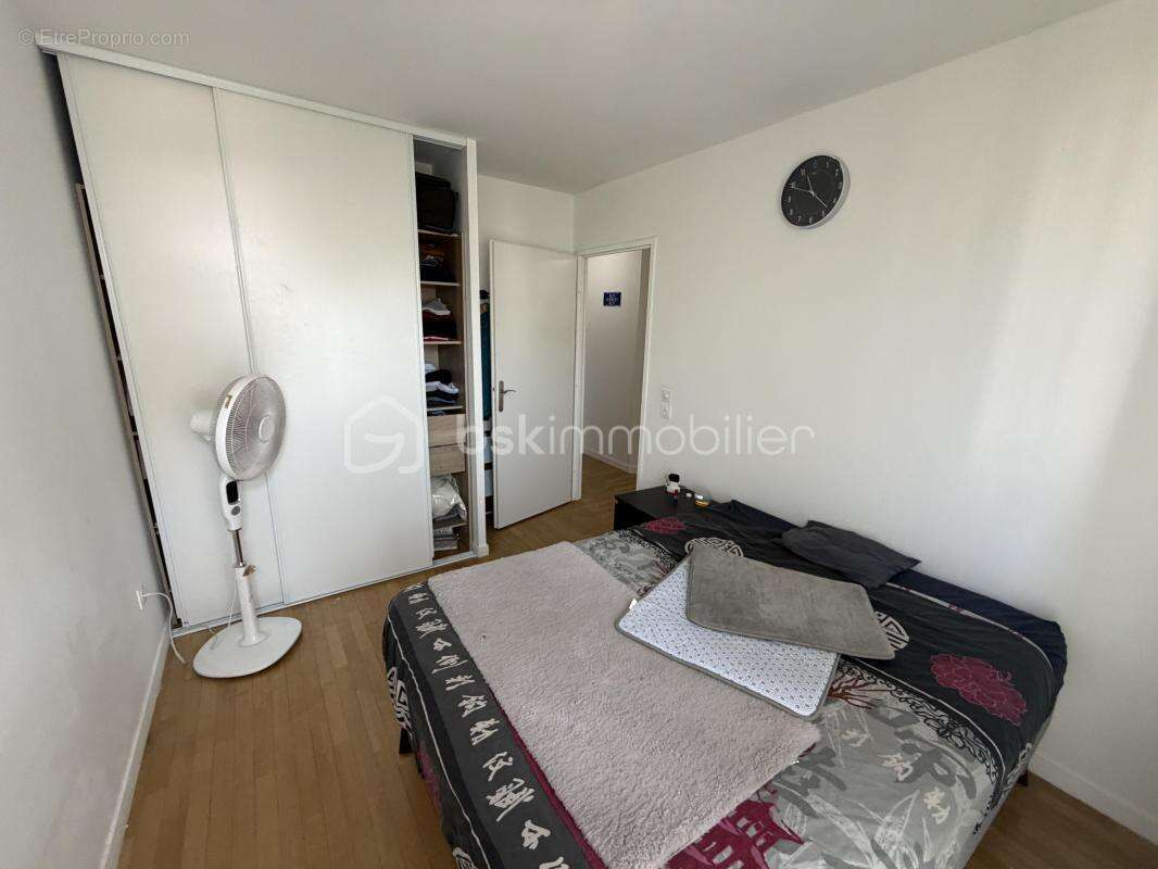 Charmant petit F3 récent avec loggia, ascenseur et double parking - photo 8