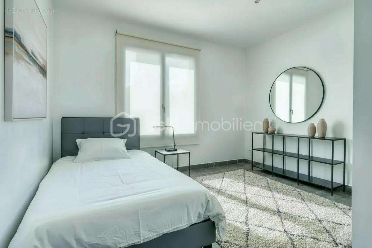 Maison à CLAYE-SOUILLY