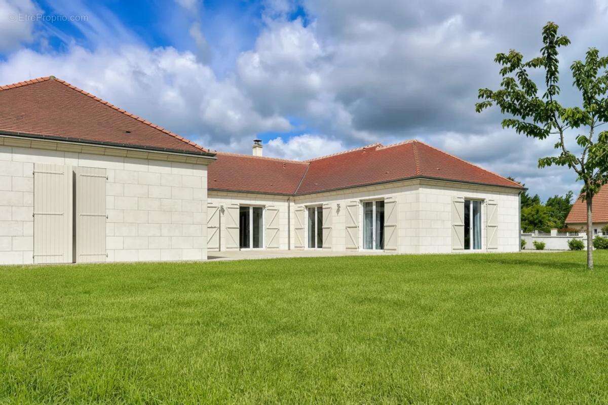 Maison de 5 pièces de 195 m² à Mesland - photo 9