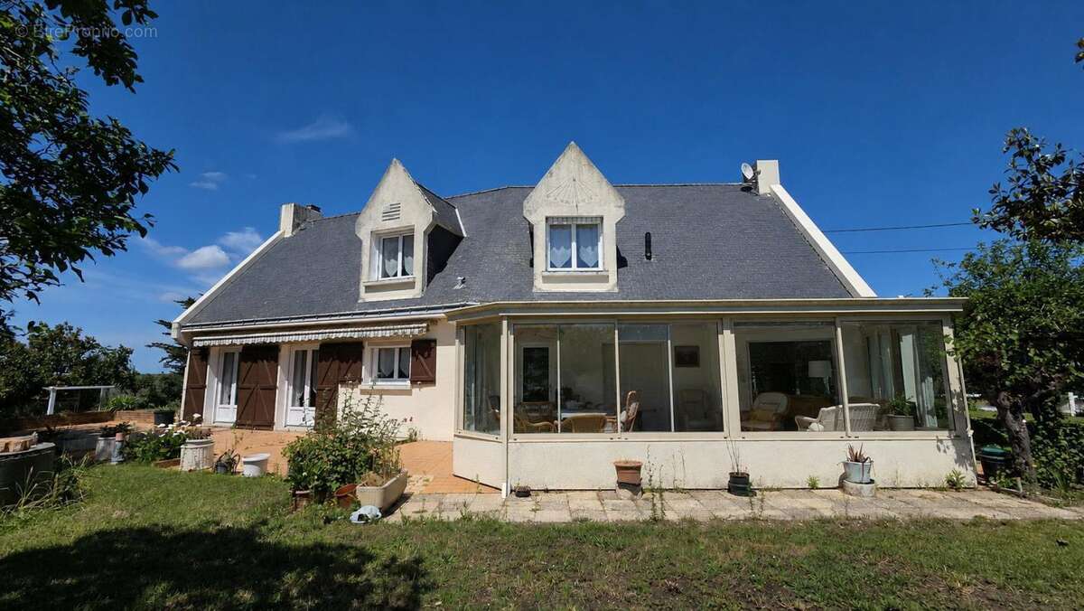 Maison à LE POULIGUEN