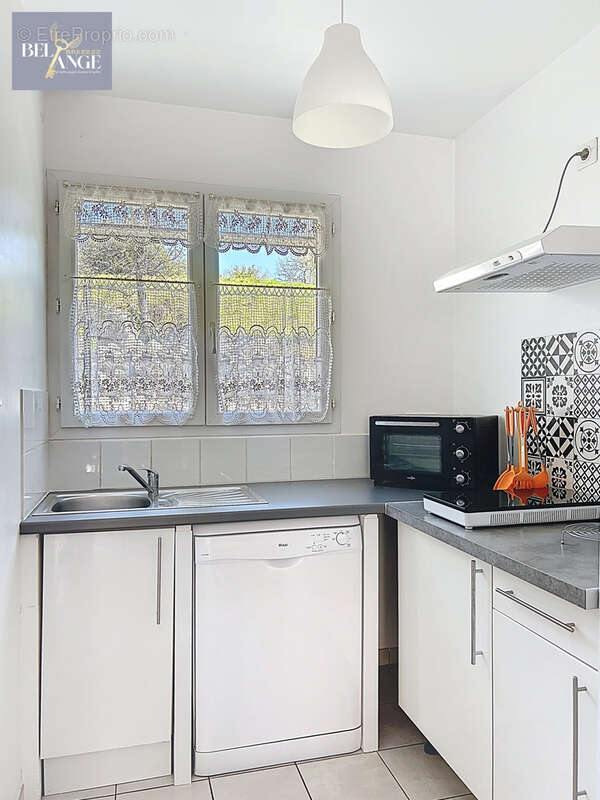 Maison à SAINT-ALBAN-AURIOLLES