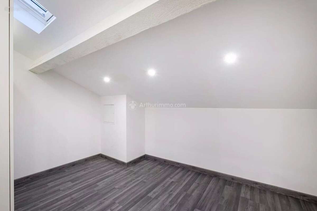 Maison à VILLEURBANNE