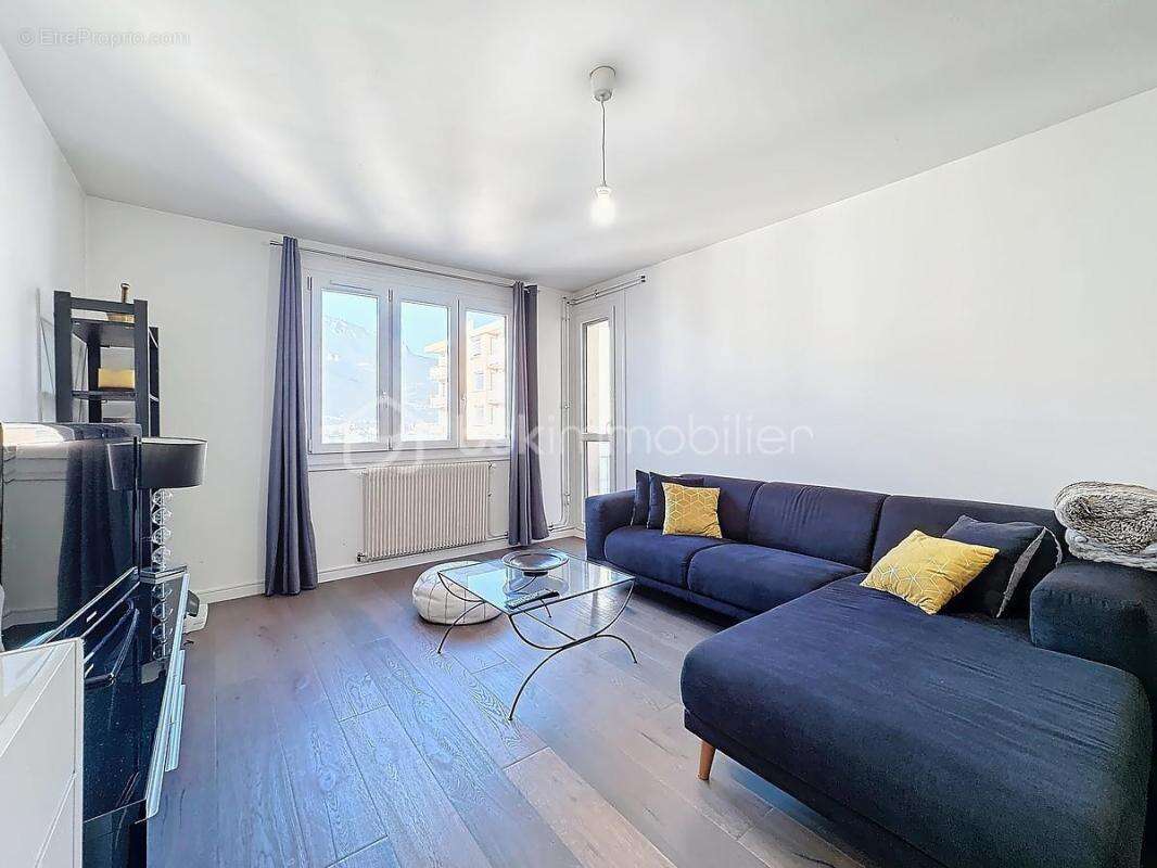 Appartement à ECHIROLLES