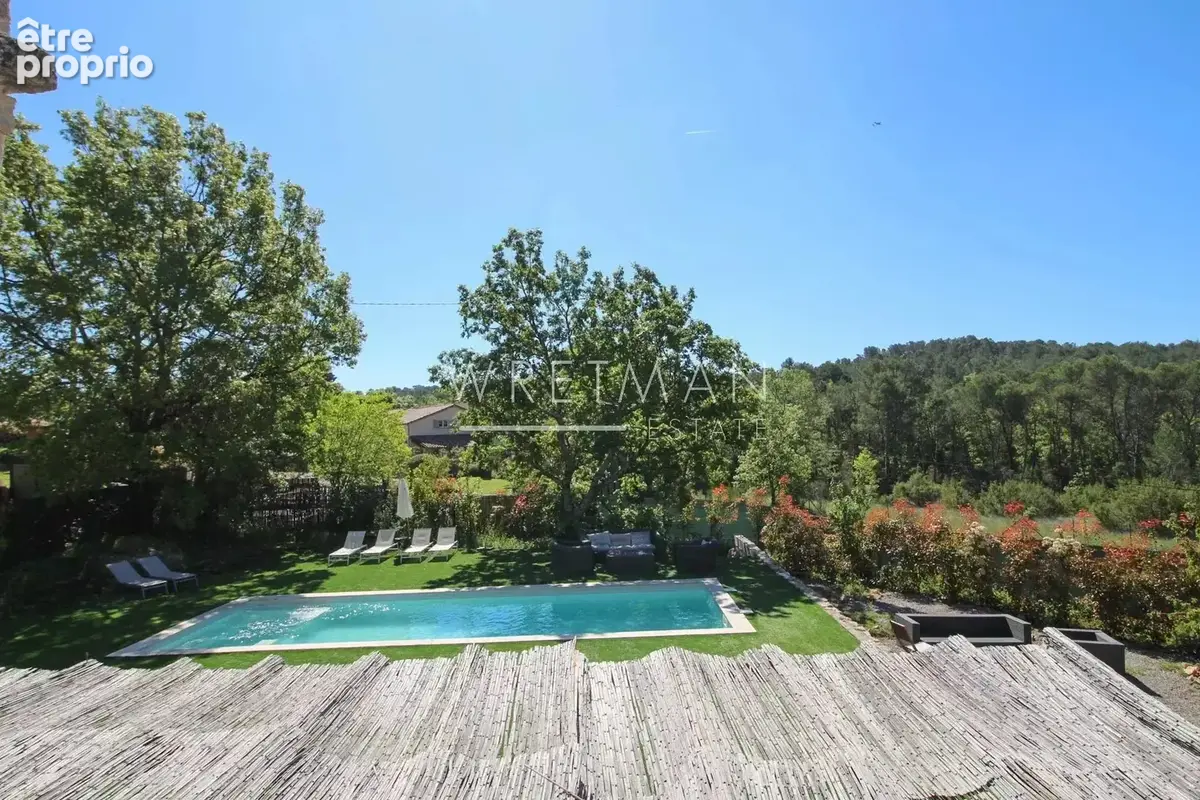 Maison en pierre rénovée au calme - Fayence - photo 2