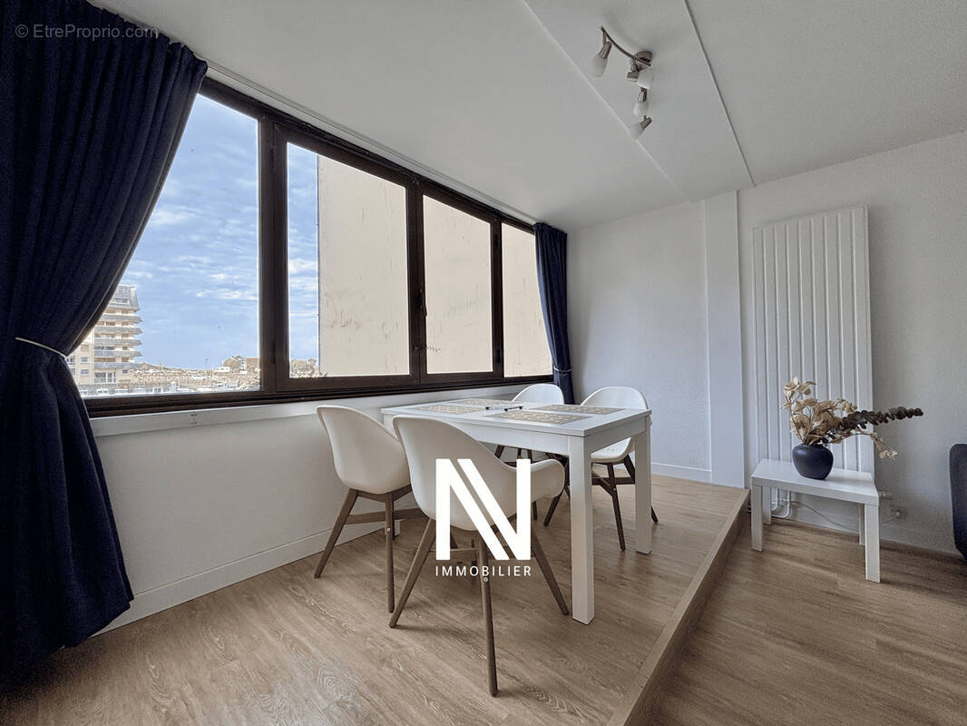 Appartement à COURSEULLES-SUR-MER