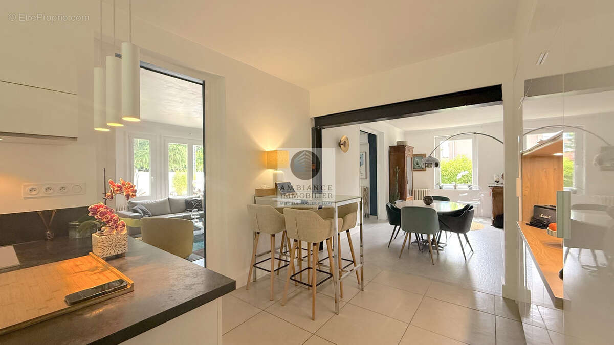 Maison à LA VOULTE-SUR-RHONE