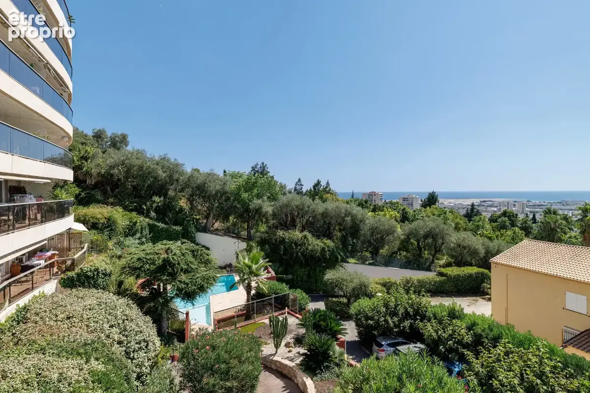 Nice Corniche Fleurie 3 pièces d’angle de 81 m², terrasse 41 m² et vue mer panoramique - photo 19