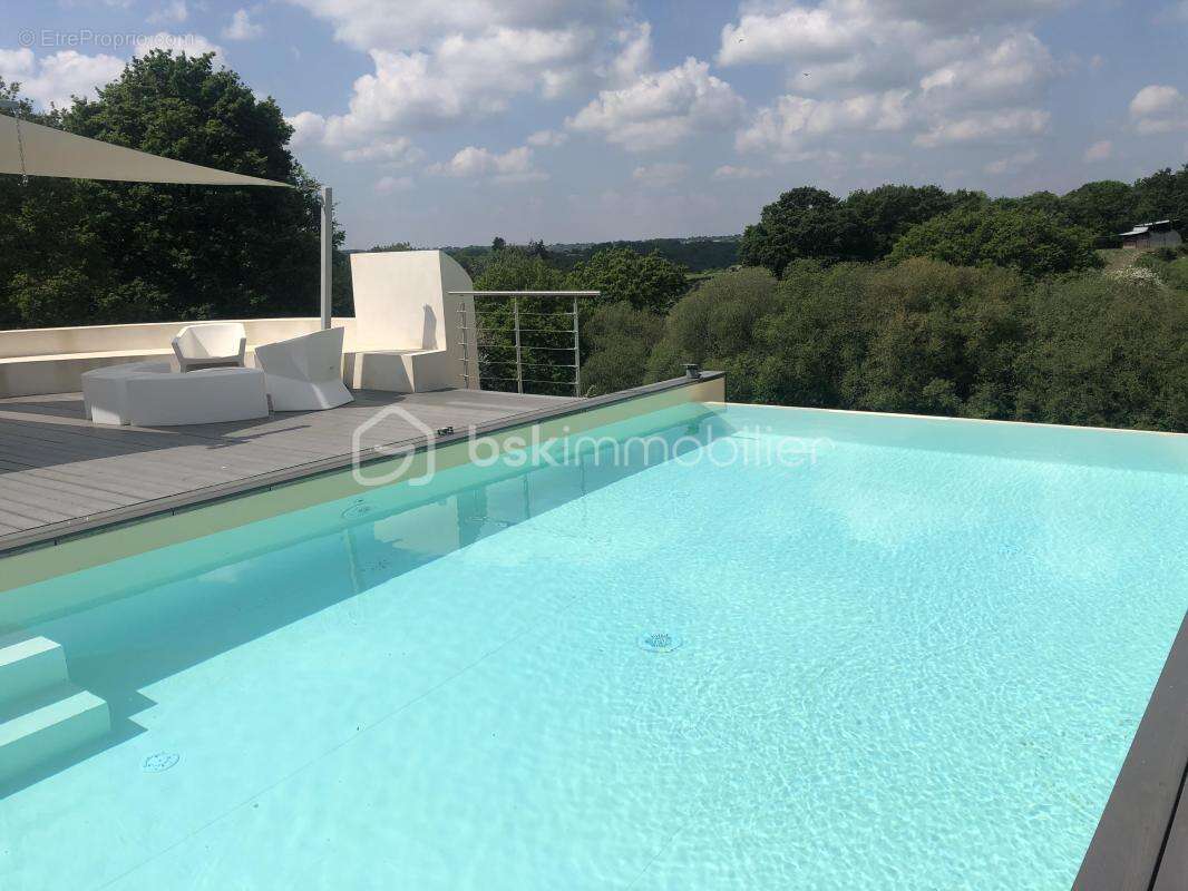 Maison 320 m² à Mortagne-Sur-Sevre  - photo 20