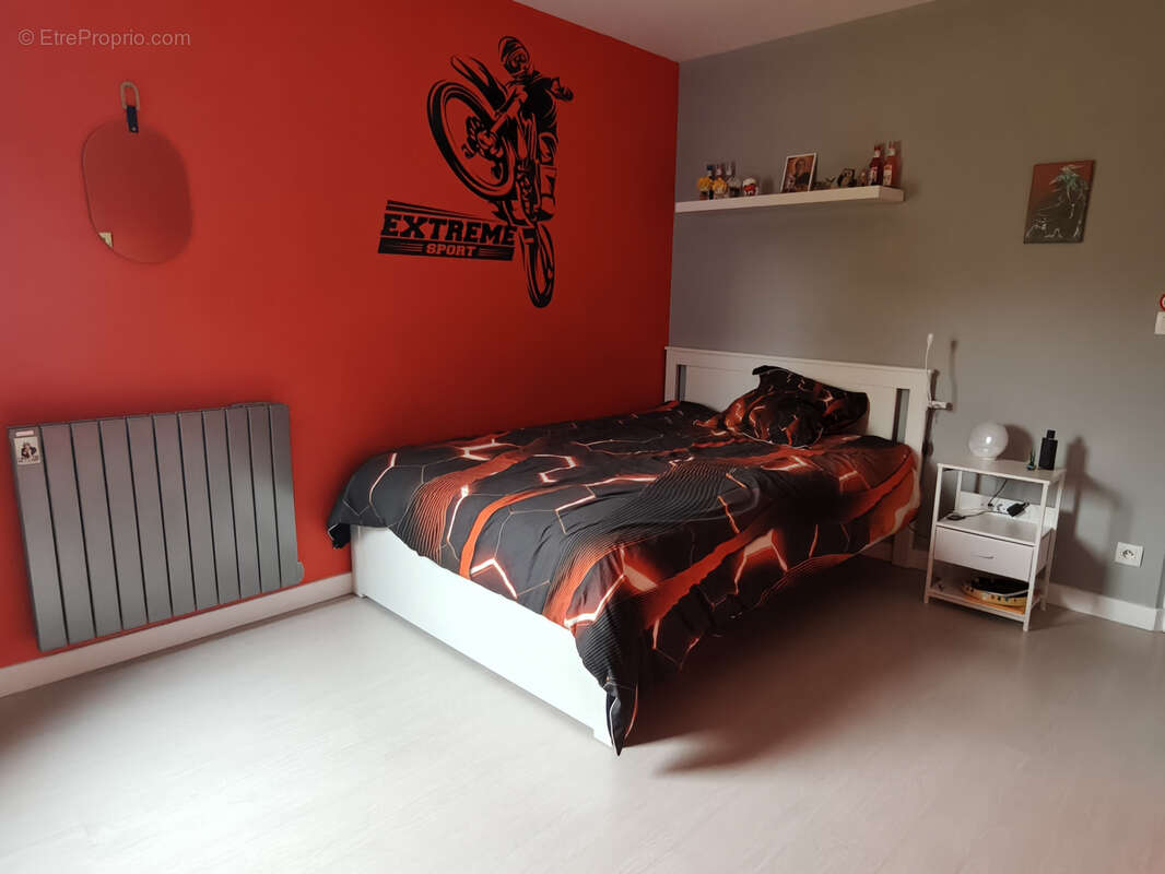 Maison à SAINT-PIERRE-SUR-DIVES