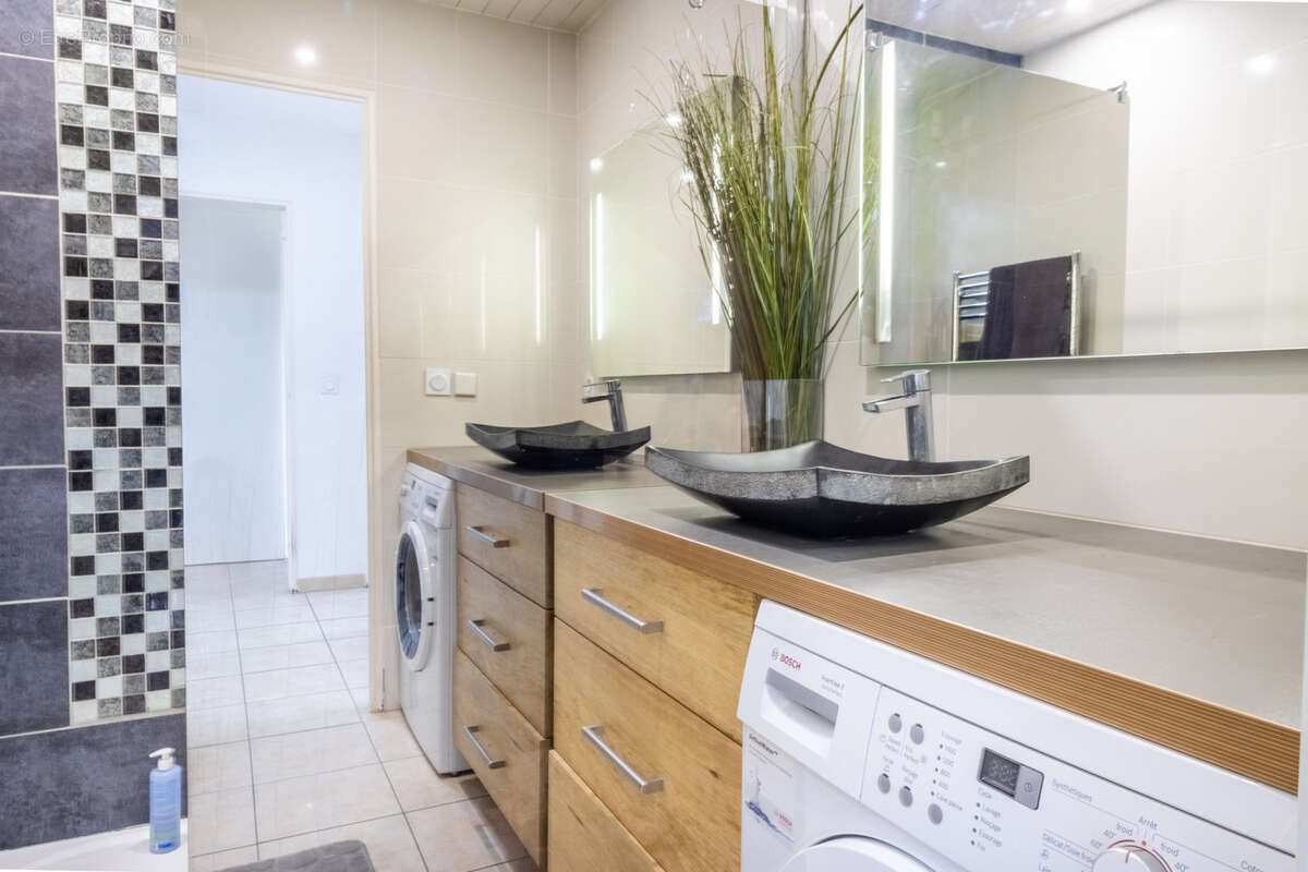 Appartement à HYERES