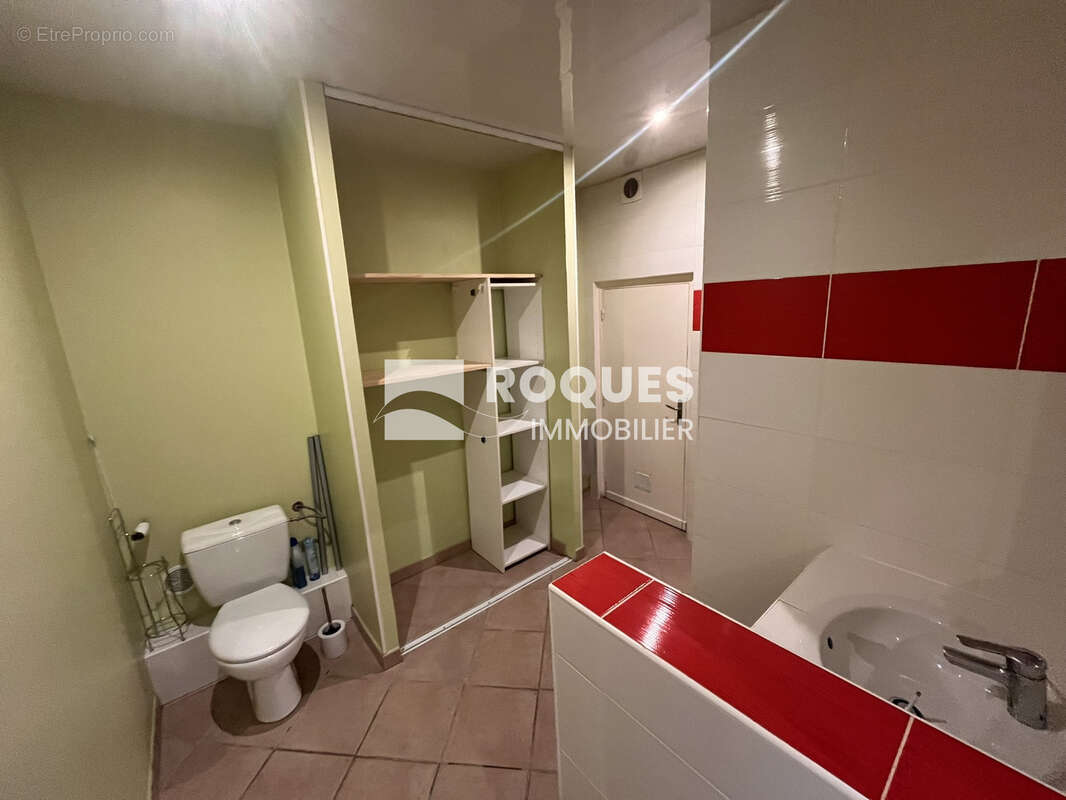 Appartement à LAMALOU-LES-BAINS